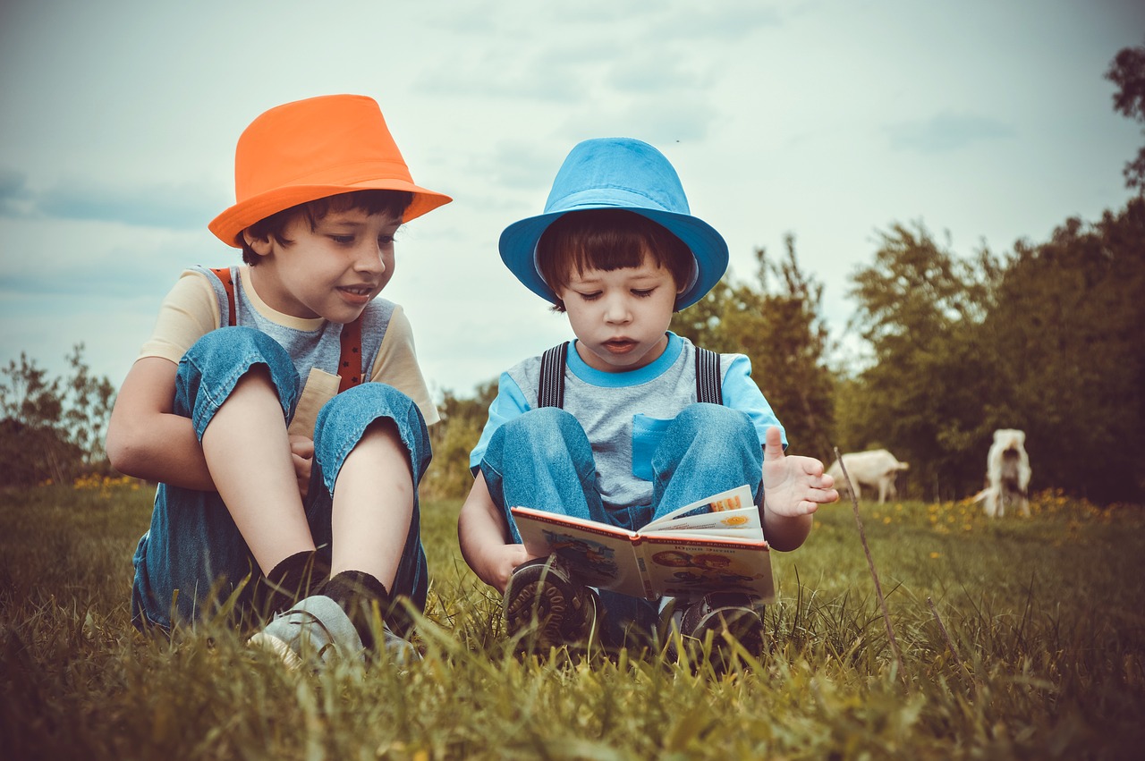 1)	Les bienfaits de développer la lecture à vos enfants.